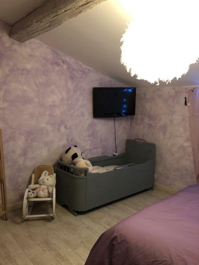 Communay Gablys Chambres ภายนอก รูปภาพ